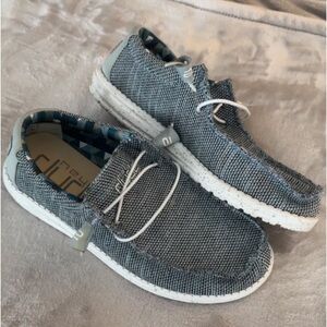 Brand new dude shoes